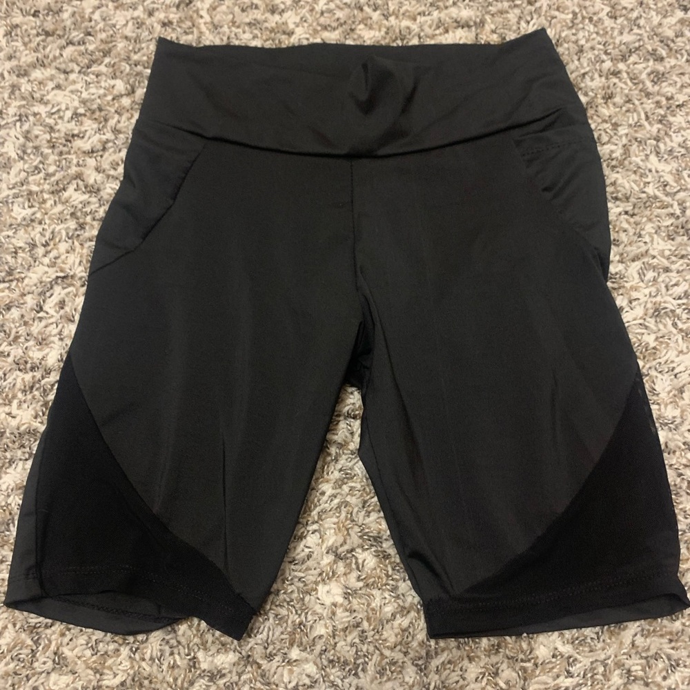 black biker shorts